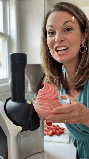 Fruizz™ | Il Fait Très Chaud... Rafraîchissez-Vous Avec une Glace Maison 100 % Naturelle en Seulement 60 Secondes !